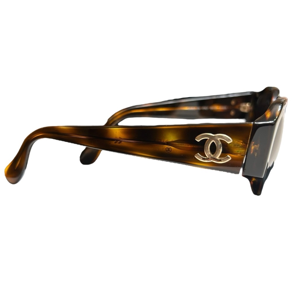 CHANEL Vintage Tortoise Shell Sunglasses with Quilted Case & Cloth 04151 91235 - Picture 2 of 7